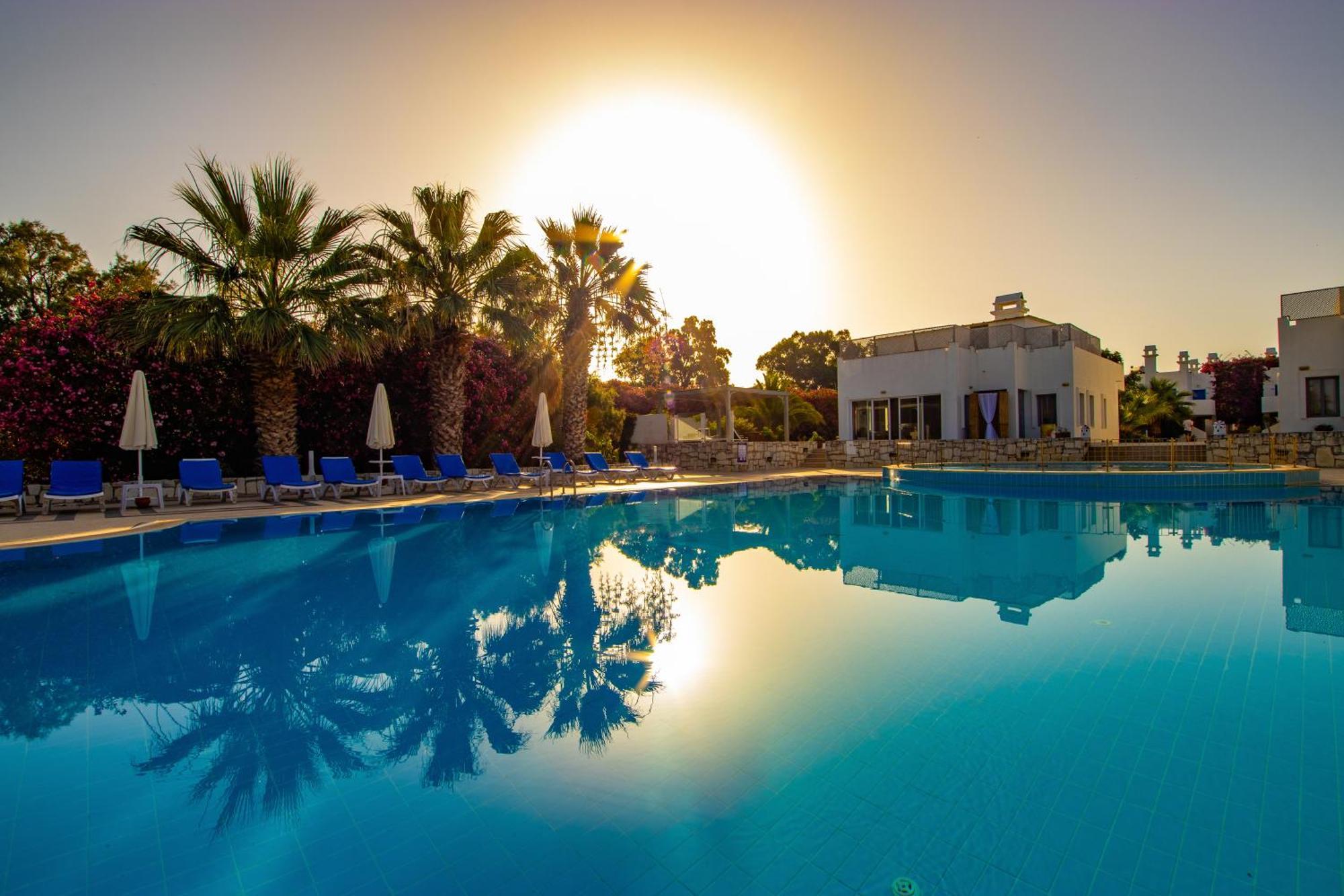 Ladonia Hotels Zemda Guemuesluek Екстер'єр фото