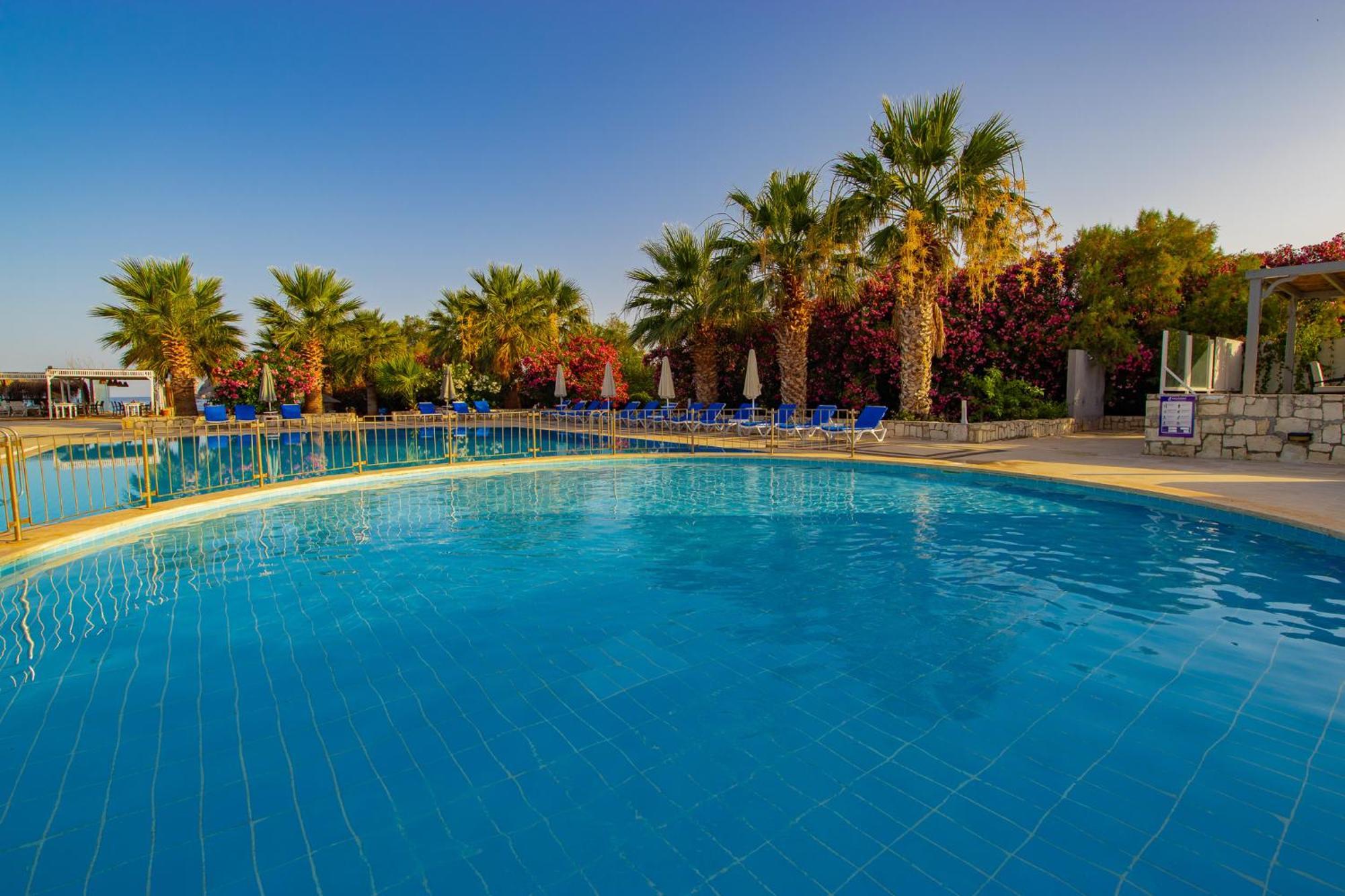 Ladonia Hotels Zemda Guemuesluek Екстер'єр фото