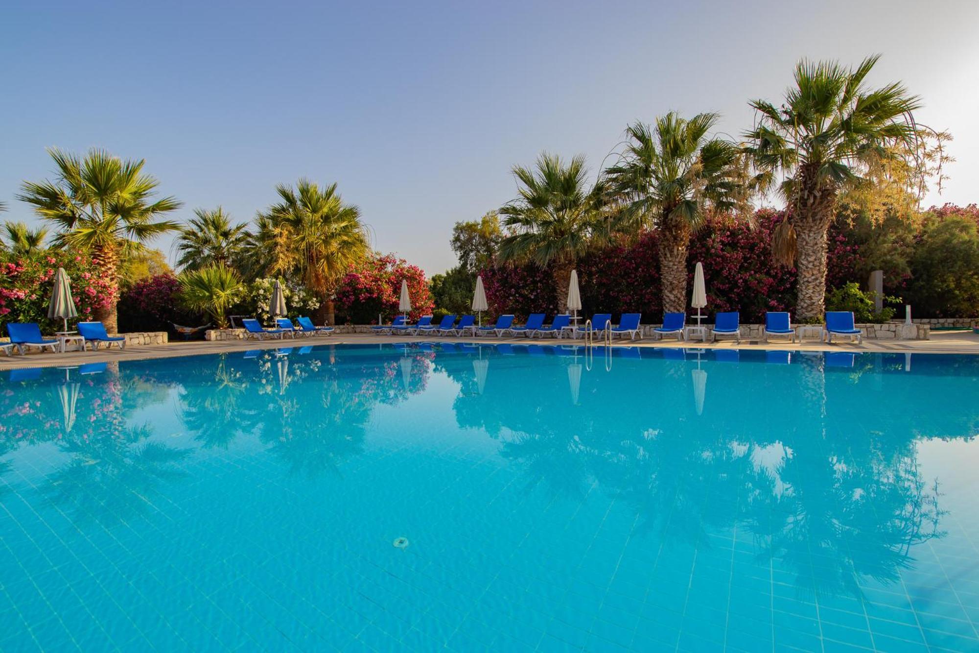 Ladonia Hotels Zemda Guemuesluek Екстер'єр фото